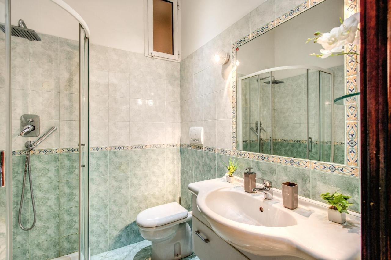 Fresh House Cavour Apartment Rome Exterior photo