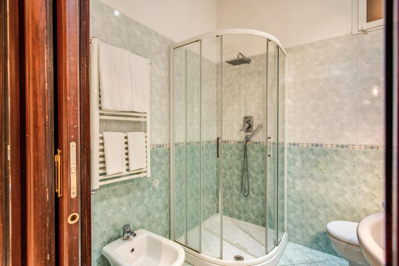 Fresh House Cavour Apartment Rome Exterior photo